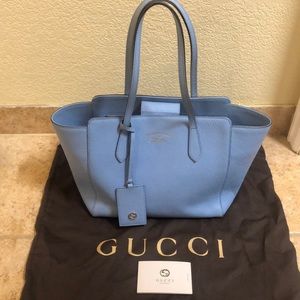 Lowest $$ 🔥Gucci swing tote pebbled leather